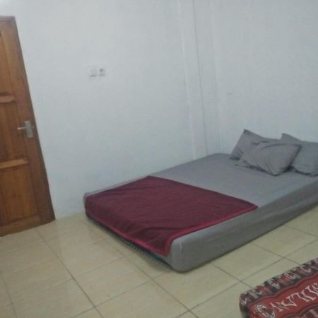 Sugi House Toraja - Villa Penginapan Sewa Harian 兰特包 外观 照片