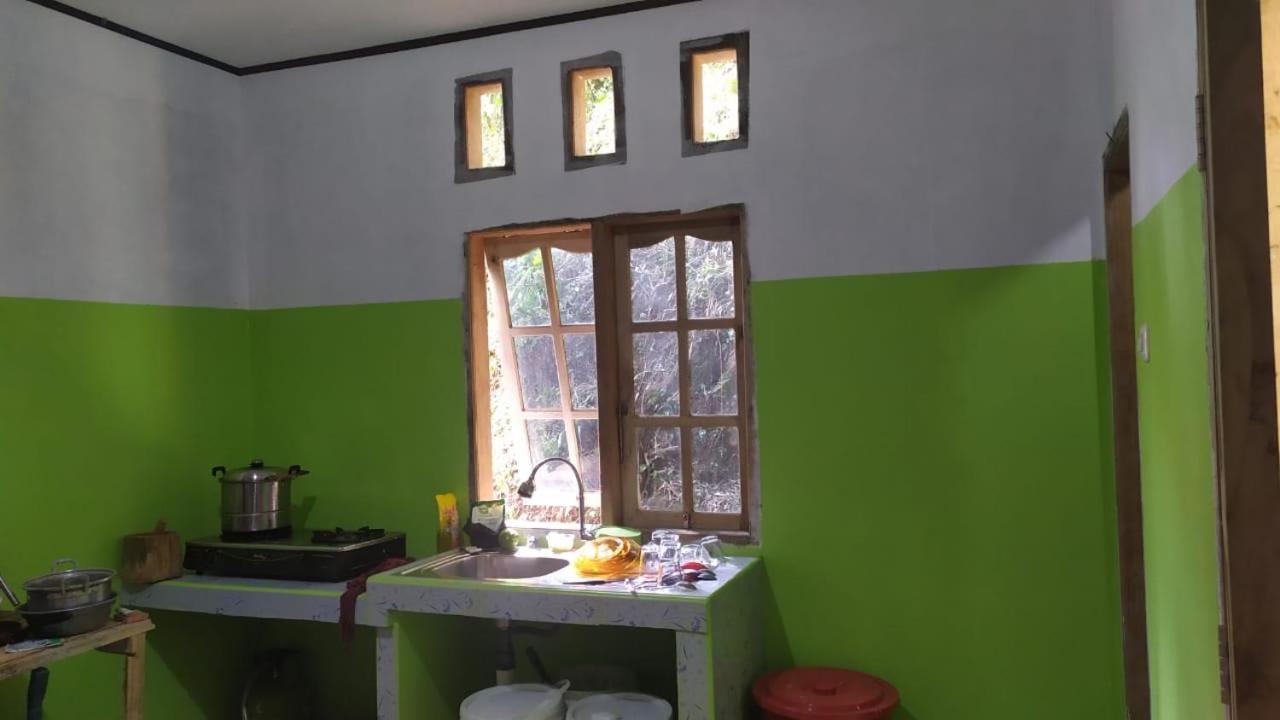 Sugi House Toraja - Villa Penginapan Sewa Harian 兰特包 外观 照片