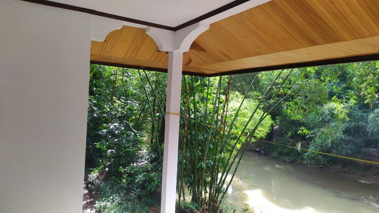 Sugi House Toraja - Villa Penginapan Sewa Harian 兰特包 外观 照片
